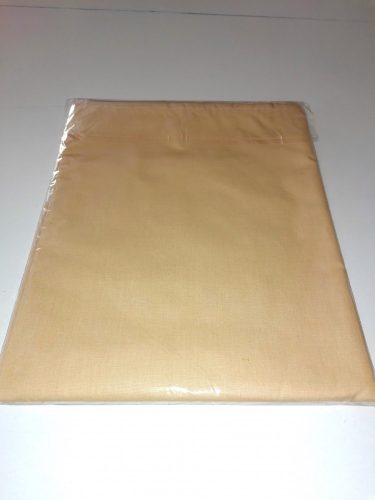 Világos cappuchino színű pamutvászon lepedő 180x220 cm.