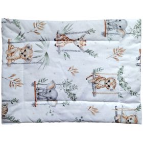   Lapos kispárna 38x48 cm pamut borítással - Hintázó szafarikölykök mintával - Elfordított