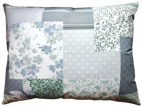 Pamut Félpárna huzat - 70x50 cm méretben / Pasztellzöld - Szürke színű Patchwork  mintás