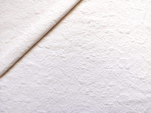 Ekrü színű rugalmas műszálas Maradék Textil nyomott virág motívummal - 150 x 120cm 