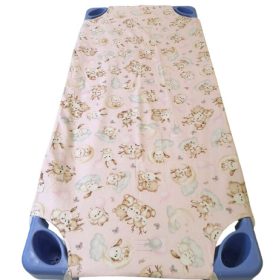   Vízhatlan gumifüles gyermek mintás lepedő - 55x130 cm / cuki állatkölykök rózsaszín