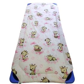  Töltött gumifüles ovis lepedő - derékalj - 55x130 cm / rózsaszín zsiráf bébi mintás 