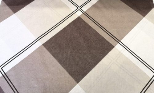 Barna geometriai mintás pamut asztalterítő - 150x220 cm