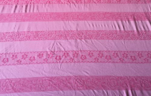 Elasztikus viscose textil rózsaszín csíkozással - 120x170 cm