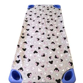   Vízhatlan PUR gumifüles gyermek lepedő  - 55 x 130 cm / szürke alapon rózsaszín masnis egérfej