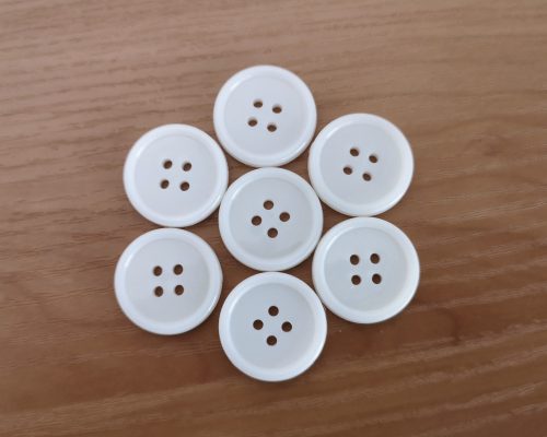 4 lyukú fehér gomb csomag - 20 - mm