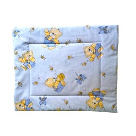   Lapos gyerek kispárna kék alapon aranyos macis méhecskés 40x50cm