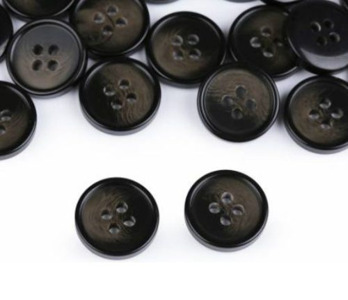 ruhagomb-fekete-15-mm-4-lyuku