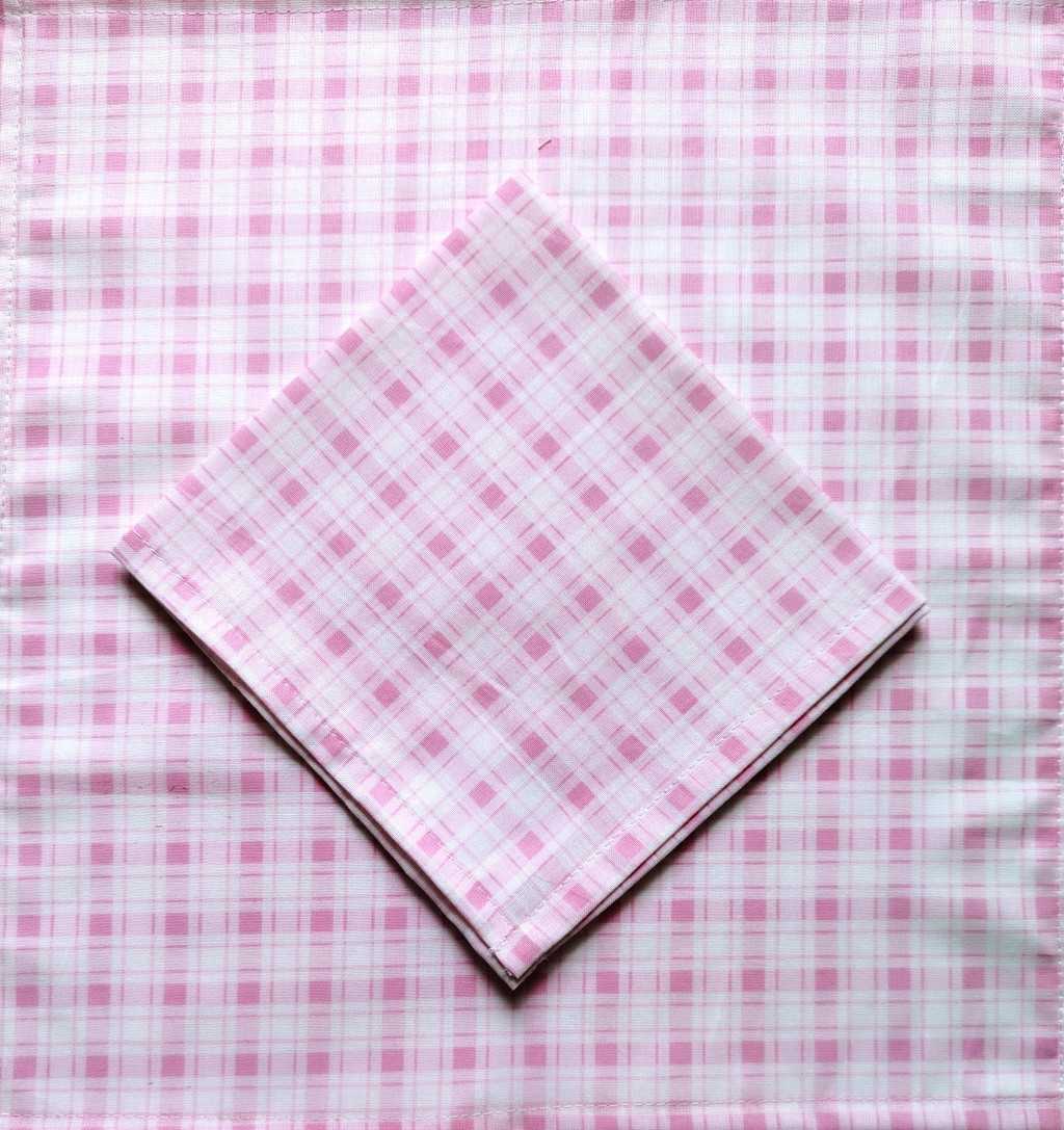 Pamut textil - méteráru 160 cm széles - rózsaszín szíves Pamut textil - méteráru 160 cm széles - rózsaszín szíves
