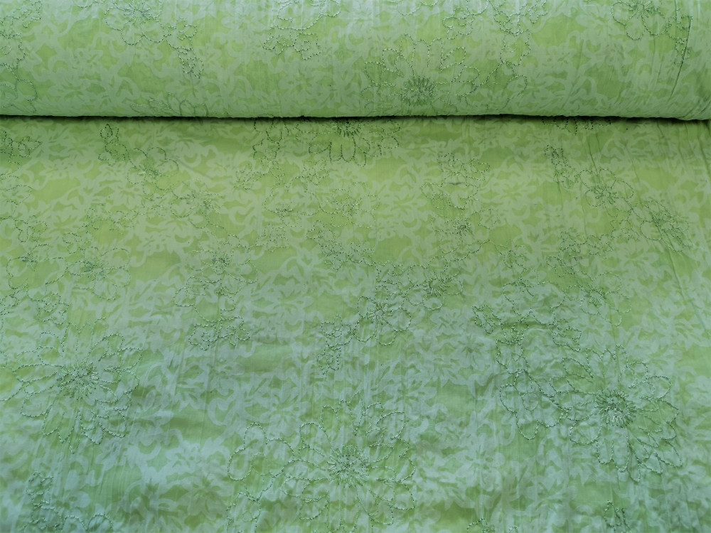 Almazöld gyűrt puplin anyag hímzett virággal -140 cm 
