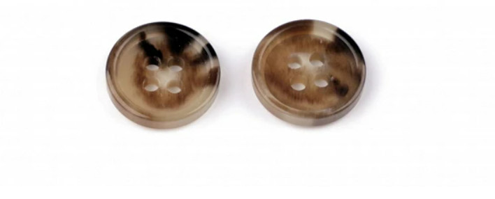 Image of Bézs cirmos műanyag gomb 4 lyukú - 22 mm