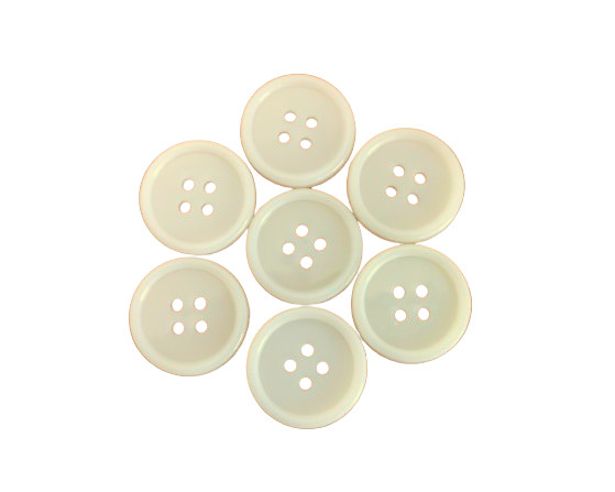 Image of 4 lyukas krém színű gomb 11 db - 25 mm